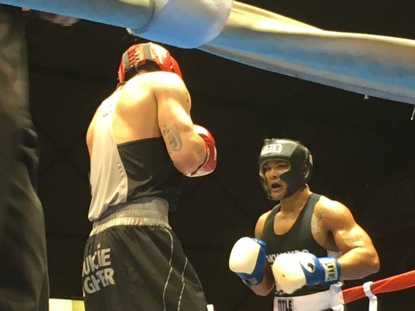 //bluesboxinggym.com/wp-content/uploads/2018/02/769b10f711cda298.jpg